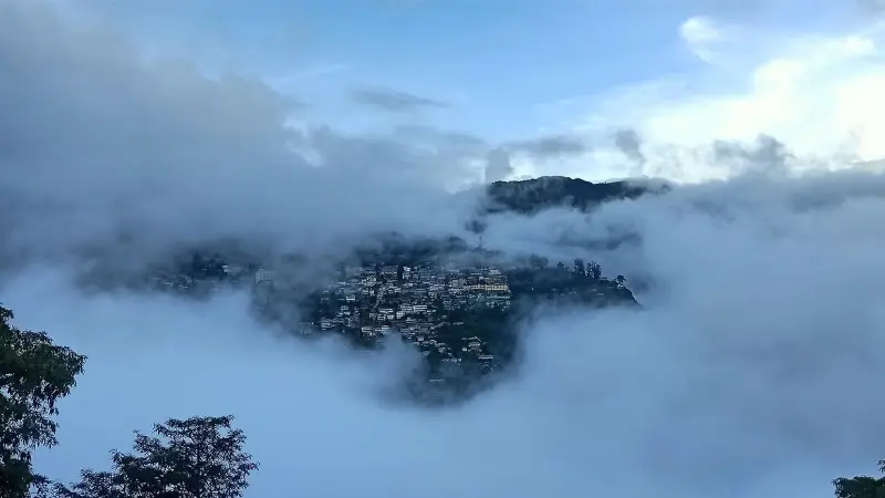 Bomdila image 2