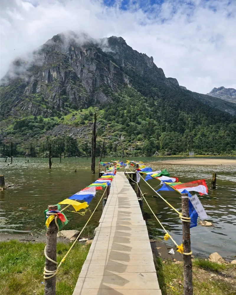 Sangetsar Lake (Madhuri Lake) image 1