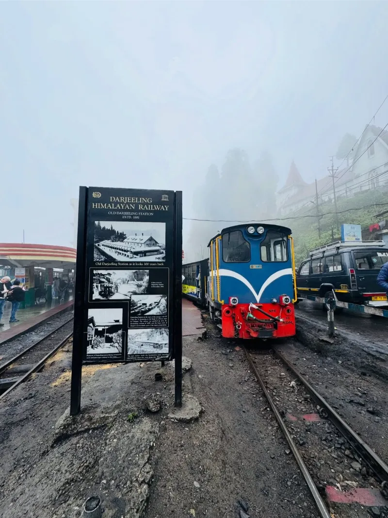 Darjeeling Himalayan Railway (Toy Train) image 1