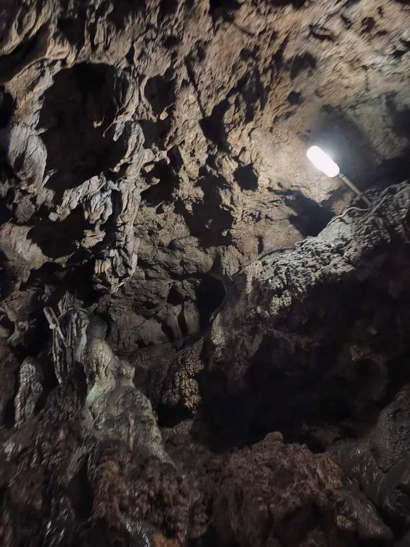 Mawsmai Cave image 5