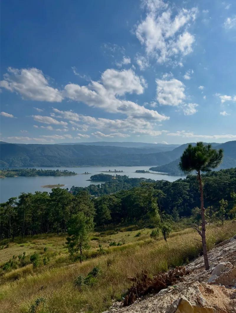 Umiam Lake image 4