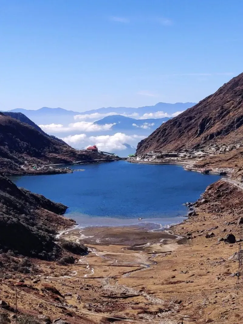 Tsomgo Lake image 3