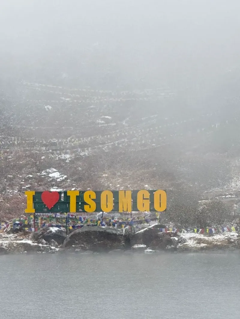 Tsomgo Lake image 5