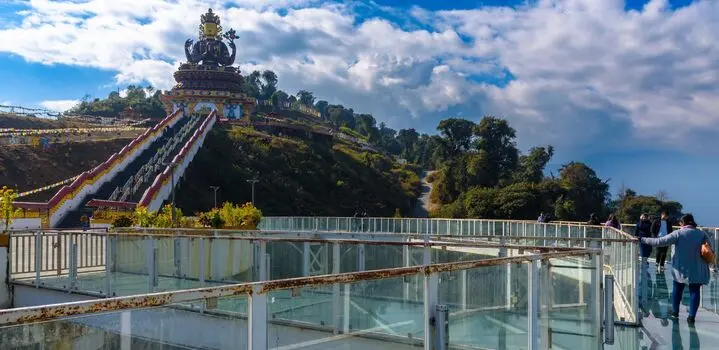 Sikkim Tour Package 2 Nights 3 Days – Gangtok Sightseeing, Himalayan Mountain Views and MG Marg with PicoVoyage